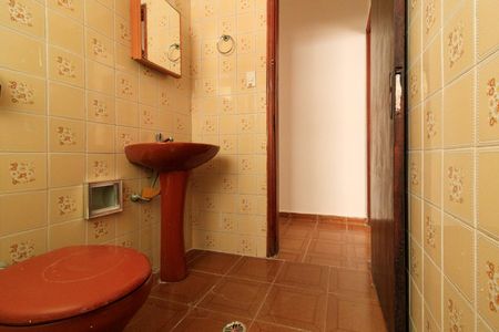 Casa à venda com 120m², 1 quarto e 2 vagasBanheiro