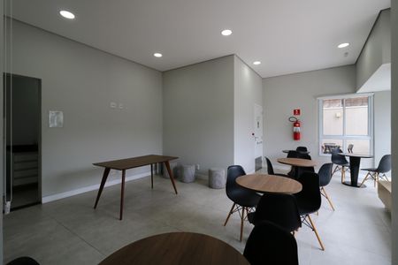 Apartamento para alugar com 50m², 2 quartos e 2 vagasÁrea Comum - Salão de Festa
