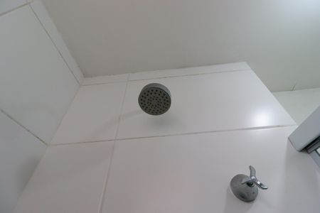 Apartamento para alugar com 50m², 2 quartos e 2 vagasBanheiro da Suíte - Chuveiro