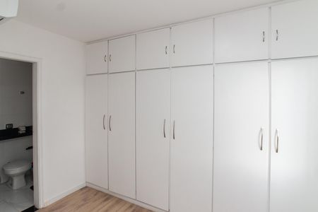 Apartamento para alugar com 85m², 3 quartos e 1 vaga Apartamento para alugar com 85m², 3 quartos e 1 vagaSuíte