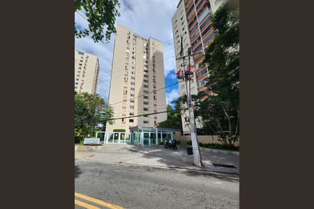 Apartamento para alugar com 85m², 3 quartos e 1 vaga Apartamento para alugar com 85m², 3 quartos e 1 vagaFachada