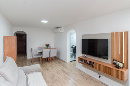 Apartamento para alugar com 85m², 3 quartos e 1 vaga Apartamento para alugar com 85m², 3 quartos e 1 vagaSala
