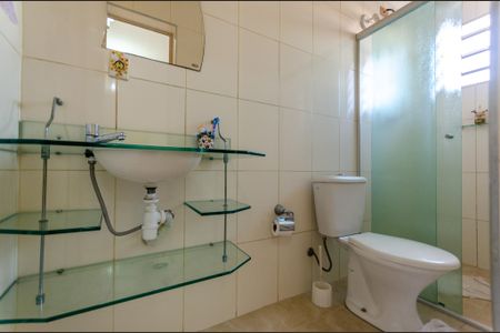 Casa à venda com 146m², 3 quartos e 1 vaga Casa à venda com 146m², 3 quartos e 1 vagaSuíte - Banheiro - Casa 2