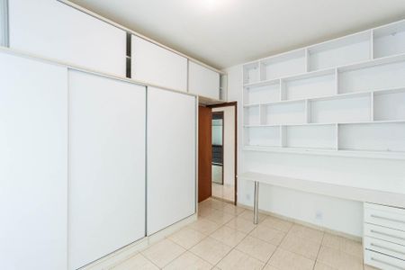Apartamento para alugar com 130m², 3 quartos e 1 vagaQuarto 1
