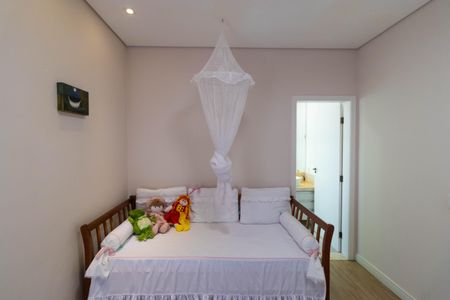 Casa de condomínio à venda com 268m², 3 quartos e 4 vagas Casa de condomínio à venda com 268m², 3 quartos e 4 vagasSuíte 02