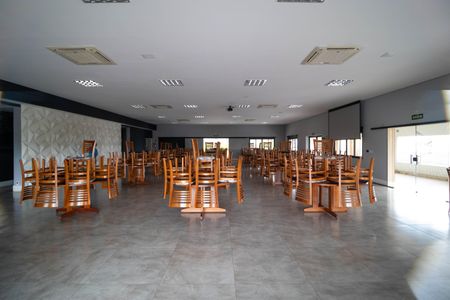 Casa de condomínio à venda com 268m², 3 quartos e 4 vagas Casa de condomínio à venda com 268m², 3 quartos e 4 vagasÁrea comum - Salão de festas