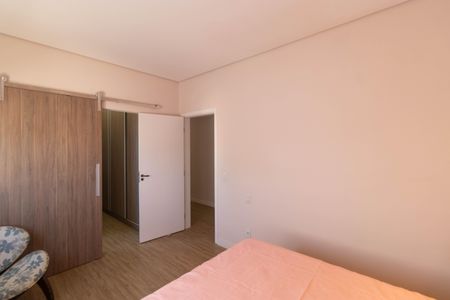 Casa de condomínio à venda com 268m², 3 quartos e 4 vagas Casa de condomínio à venda com 268m², 3 quartos e 4 vagasSuíte