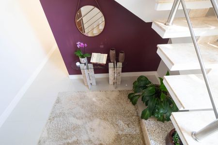 Casa de condomínio à venda com 268m², 3 quartos e 4 vagas Casa de condomínio à venda com 268m², 3 quartos e 4 vagasHall de entrada