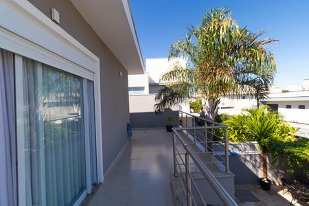 Casa de condomínio à venda com 268m², 3 quartos e 4 vagas Casa de condomínio à venda com 268m², 3 quartos e 4 vagasSacada da Suíte 03