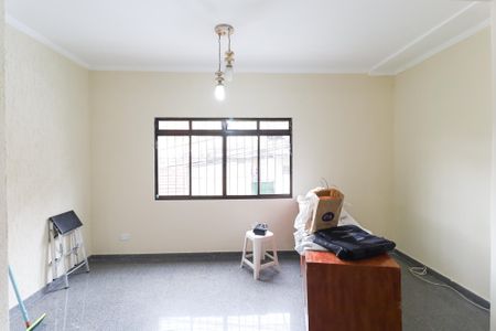 Casa para alugar com 160m², 3 quartos e 3 vagasSala