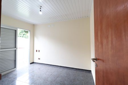 Casa para alugar com 160m², 3 quartos e 3 vagasQuarto 2