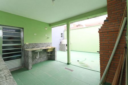 Casa para alugar com 160m², 3 quartos e 3 vagasQuintal