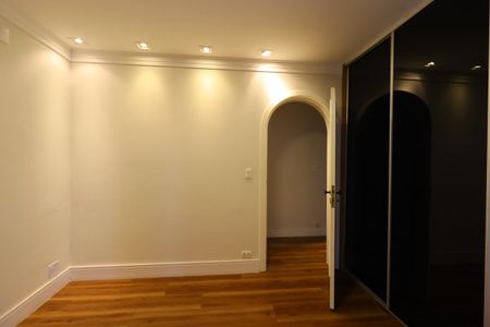 Casa à venda com 500m², 4 quartos e 4 vagasSuíte 3