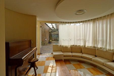 Casa à venda com 500m², 4 quartos e 4 vagasSala da Lareira