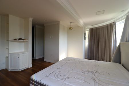 Casa à venda com 500m², 4 quartos e 4 vagasSuíte Master