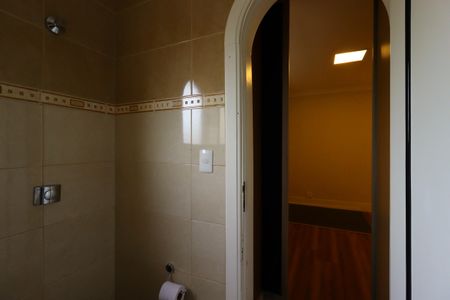 Casa à venda com 500m², 4 quartos e 4 vagasBanheiro da Suíte 3