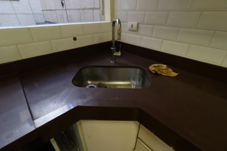 Casa à venda com 500m², 4 quartos e 4 vagasCozinha - Pia