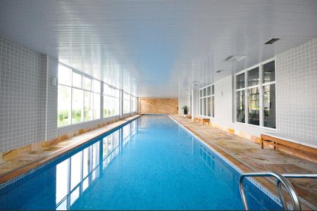 Apartamento à venda com 79m², 2 quartos e 2 vagasÁrea comum - Piscina 1