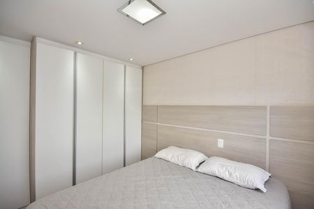Apartamento à venda com 79m², 2 quartos e 2 vagasSuíte 1