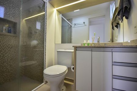 Apartamento à venda com 79m², 2 quartos e 2 vagasBanheiro Suíte 1