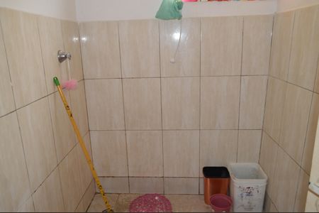 Casa à venda com 60m², 1 quarto e sem vagaBanheiro