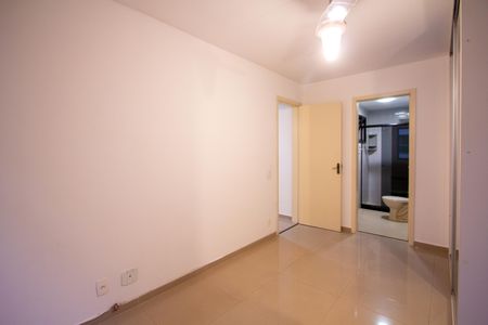 Apartamento à venda com 80m², 2 quartos e 1 vagaSuíte