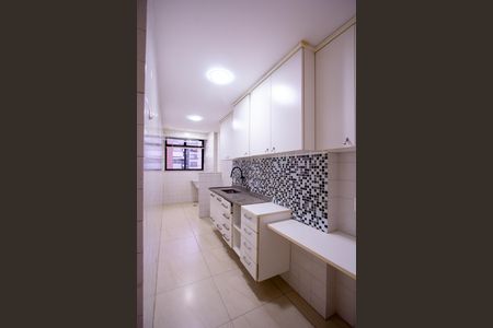 Apartamento à venda com 80m², 2 quartos e 1 vagaCozinha