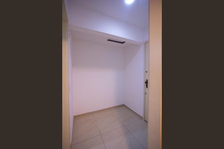 Apartamento à venda com 80m², 2 quartos e 1 vagaCorredor
