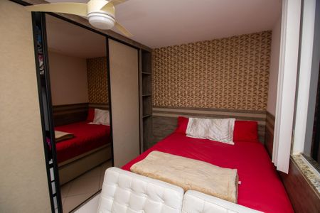 Casa à venda com 320m², 4 quartos e 2 vagas Casa à venda com 320m², 4 quartos e 2 vagasQuarto 3