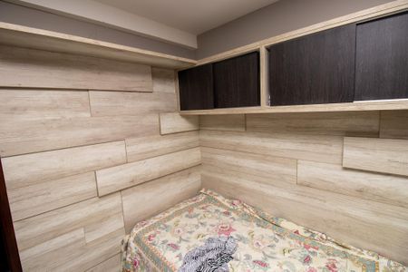 Casa à venda com 320m², 4 quartos e 2 vagas Casa à venda com 320m², 4 quartos e 2 vagasQuarto de Serviço