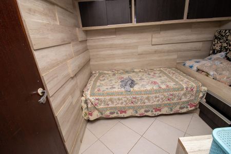 Casa à venda com 320m², 4 quartos e 2 vagas Casa à venda com 320m², 4 quartos e 2 vagasQuarto de Serviço