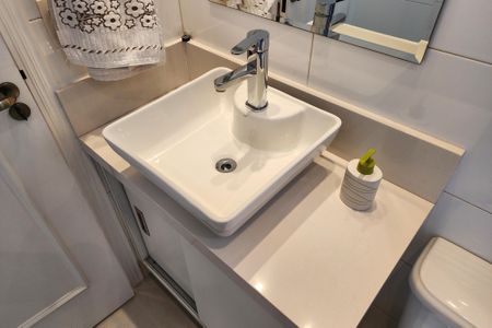 Apartamento à venda com 144m², 3 quartos e 3 vagas Apartamento à venda com 144m², 3 quartos e 3 vagasBanheiro da Suíte 2