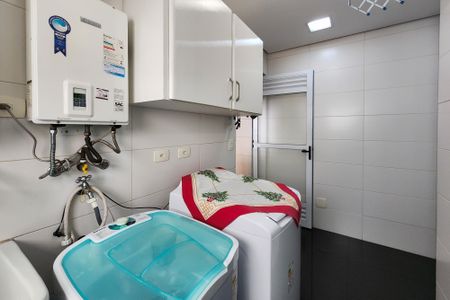 Apartamento à venda com 144m², 3 quartos e 3 vagas Apartamento à venda com 144m², 3 quartos e 3 vagasÁrea de Serviço