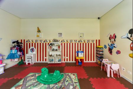 Apartamento à venda com 144m², 3 quartos e 3 vagas Apartamento à venda com 144m², 3 quartos e 3 vagasÁrea Comum