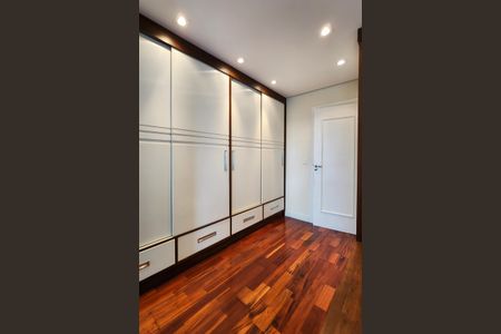 Apartamento à venda com 144m², 3 quartos e 3 vagas Apartamento à venda com 144m², 3 quartos e 3 vagasSuíte 3