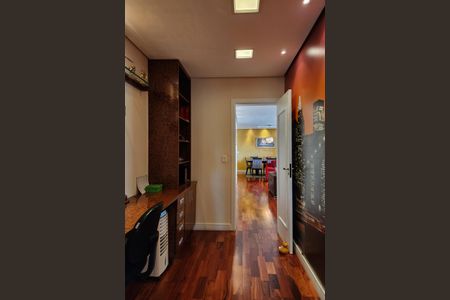 Apartamento à venda com 144m², 3 quartos e 3 vagas Apartamento à venda com 144m², 3 quartos e 3 vagasEscritório