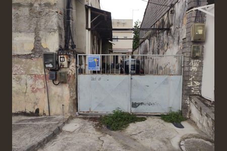 Studio para alugar com 12m², 1 quarto e sem vagaFachada + Placa