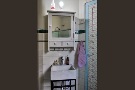 Casa à venda com 200m², 5 quartos e 6 vagasBanheiro 3