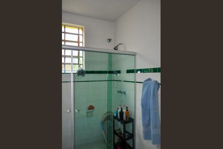 Casa à venda com 200m², 5 quartos e 6 vagasBanheiro 3