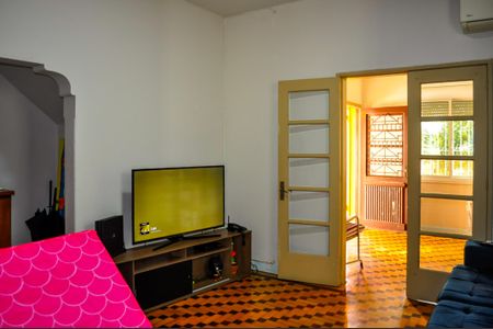 Casa à venda com 200m², 5 quartos e 6 vagasSala 2