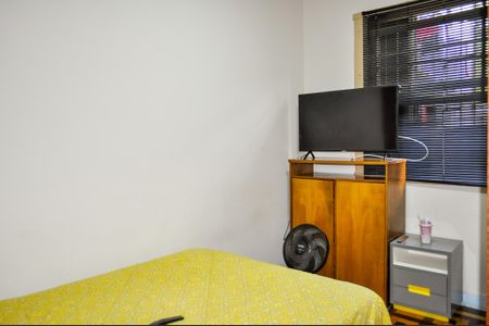 Casa à venda com 200m², 5 quartos e 6 vagasQuarto 6