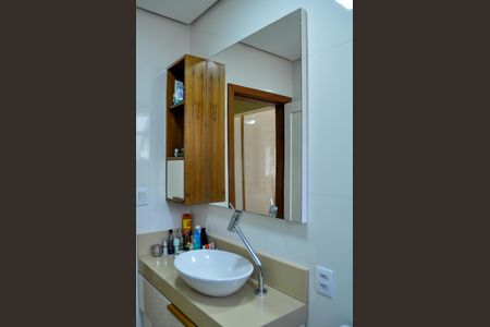 Casa à venda com 200m², 5 quartos e 6 vagasBanheiro