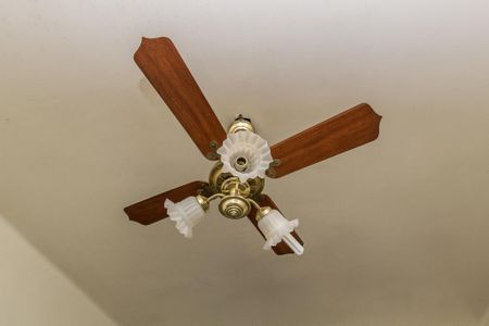 Casa à venda com 300m², 5 quartos e 3 vagasCasa frente - Quarto 2