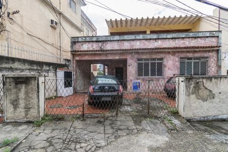 Casa à venda com 300m², 5 quartos e 3 vagasFachada e Placa