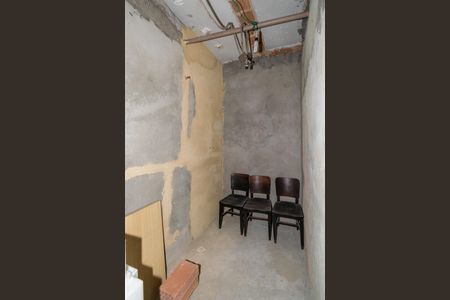 Casa à venda com 300m², 5 quartos e 3 vagasCasa frente - Banheiro