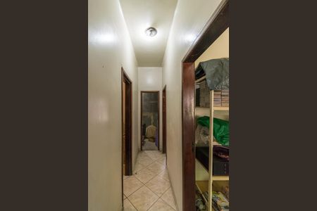 Casa à venda com 300m², 5 quartos e 3 vagasCasa frente - Corredor