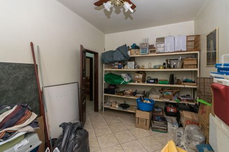 Casa à venda com 300m², 5 quartos e 3 vagasCasa frente - Quarto 2