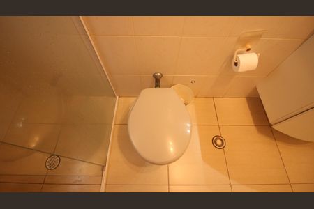 Casa à venda com 180m², 3 quartos e 3 vagasBanheiro /Quarto 2