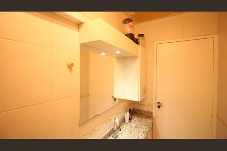 Casa à venda com 180m², 3 quartos e 3 vagasBanheiro /Quarto 2