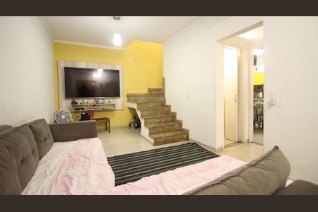 Casa à venda com 180m², 3 quartos e 3 vagasSala